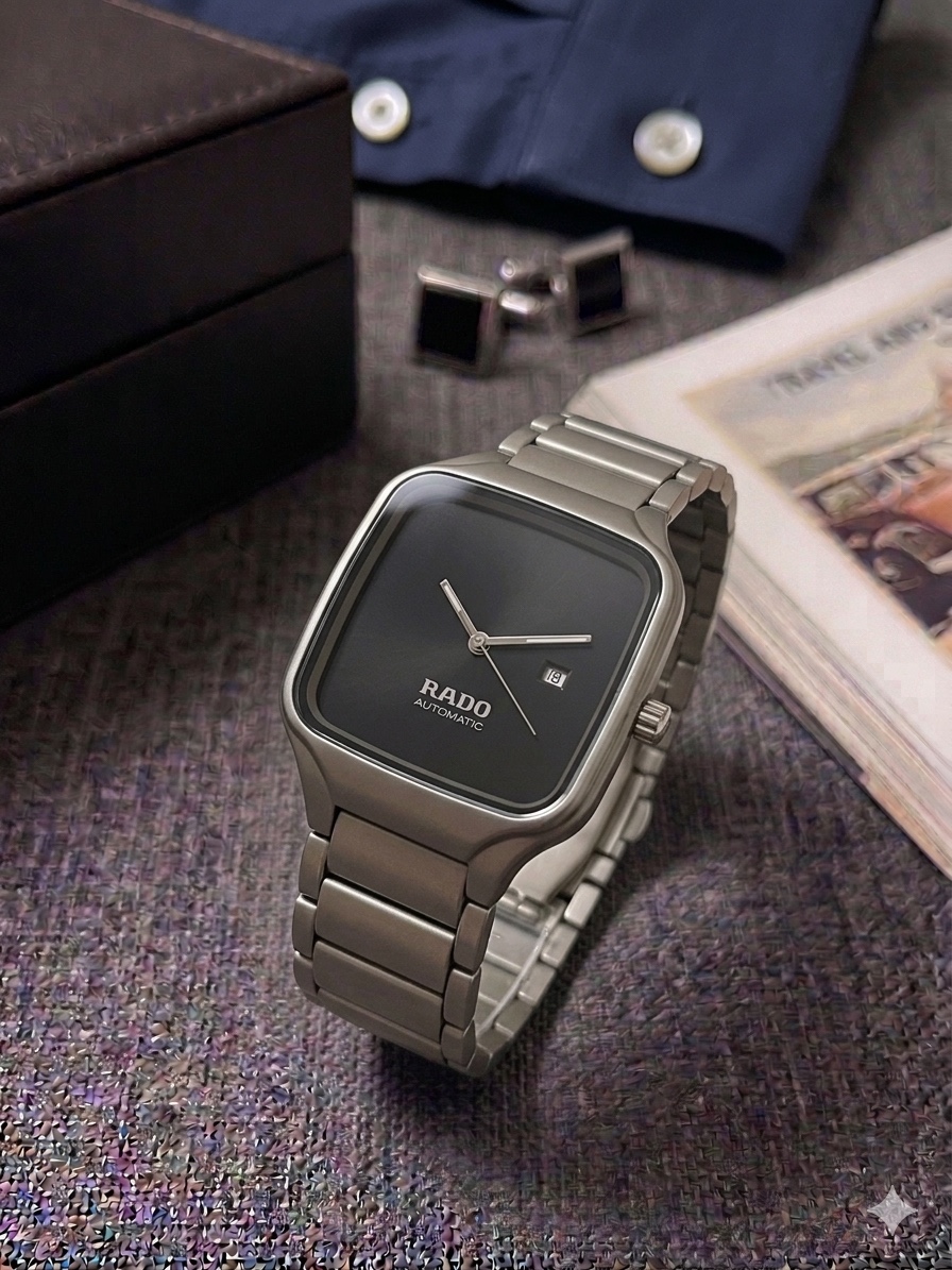 Rado | Silver | Black Dial